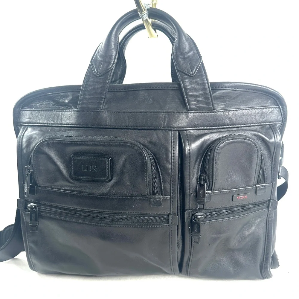 Tumi Black Leather Large Attaché Briefcase Laptop Bag Travel Office